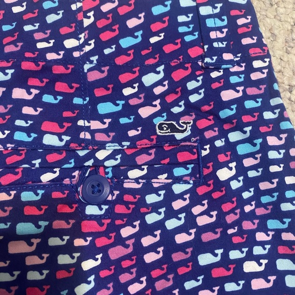 Vineyard vines whale print shorts size 0 - Picture 3 of 6